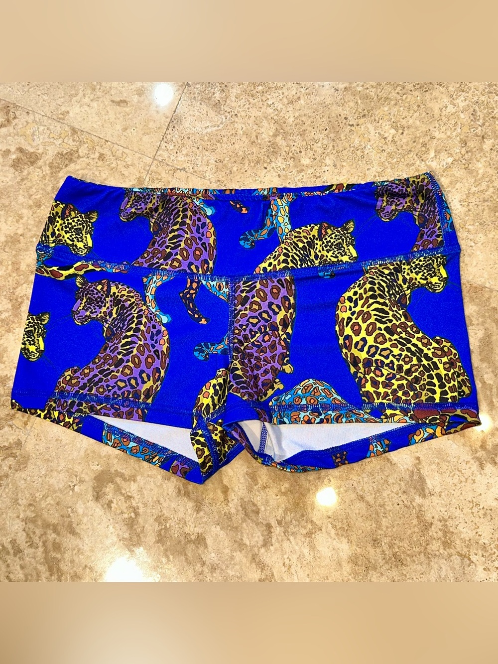 Fleo “Leopard walk” Old School Print GORGEOUS COLORS OG Single lined Medium